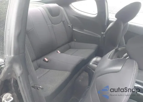 2010 Hyundai Genesis 2.0T z USA, uszkodzony, nr VIN KMHHT6KD7AU028056